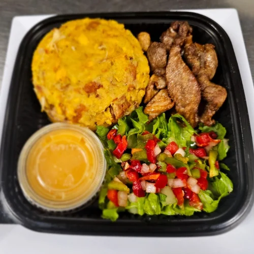 Mofongo with Carnitas - Mofongo with fried carnitas